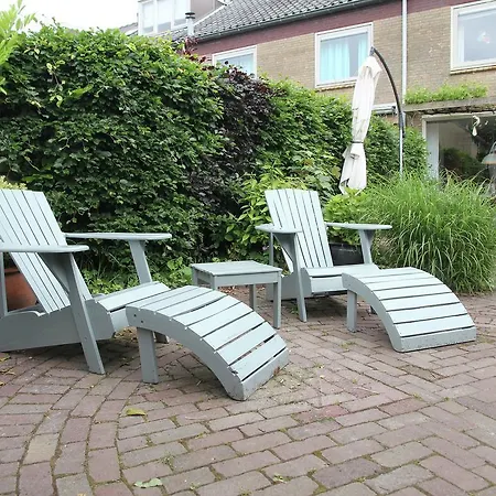 Spacious House With Garden In 펜션 베르겐