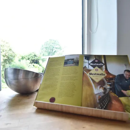 Spacious House With Garden In 펜션 *